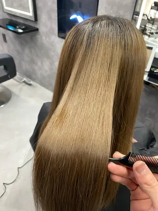 セミロング CIEL天神 YUUKIのヘアスタイル