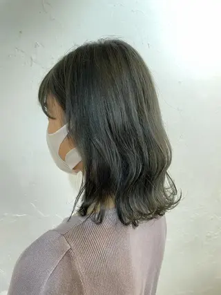 ミディアム カラー すずき えりのヘアスタイル