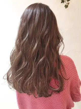 ロング カラー シマダ アユミのヘアスタイル