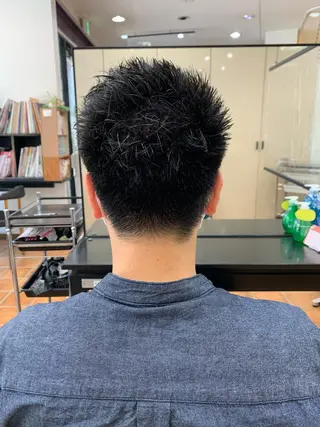 メンズ フリーランス理美容師 いさかのヘアスタイル
