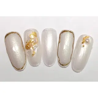 ネイル Toujours / nijinaのネイルデザイン