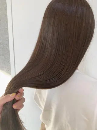 ロング カラー 山下 千明のヘアスタイル