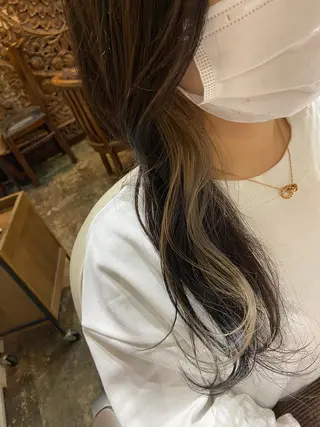 カラー 西田 莉緒のヘアスタイル