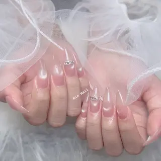 ネイル Hin Nailsのネイルデザイン