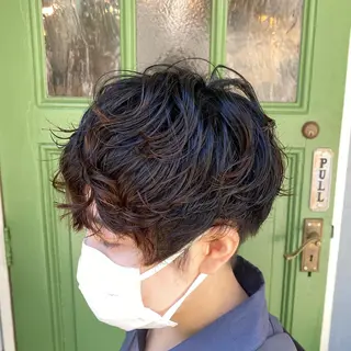 ショート パーマ BRITS 渡辺 菜々子のヘアスタイル