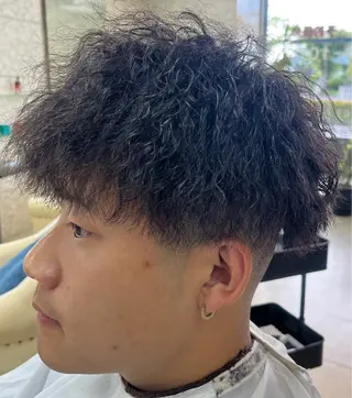 ミディアム パーマ メンズ 熊谷 拓海のヘアスタイル