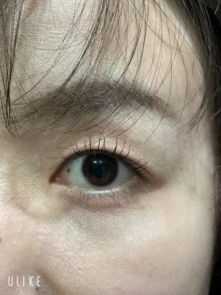 マツエク・マツパ 井上 真里奈のヘアスタイル