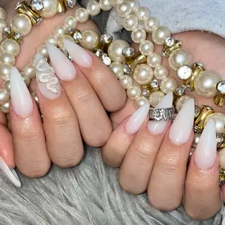 ネイル Feel ‪‪☺︎‬Yuriaのネイルデザイン
