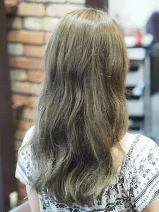 ロング カラー 辻 竜也　のヘアスタイル
