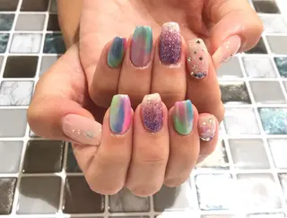 ネイル 舞田 苑香のネイルデザイン