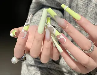 ネイル 長さだし専門店 M2　rikaのネイルデザイン