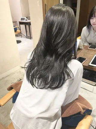 セミロング ウルフカット/ ハッシュカット/山路のヘアスタイル