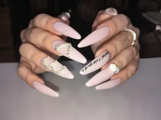 ネイル aya 🍓のネイルデザイン