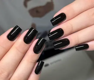 ネイル Pure&Rich Nailのネイルデザイン