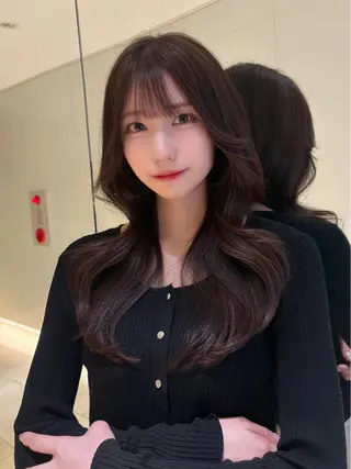 セミロング 谷川が作る熊本1🥇 レイヤーカットのヘアスタイル