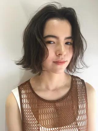 ショート カラー 狩野 羅夢のヘアスタイル