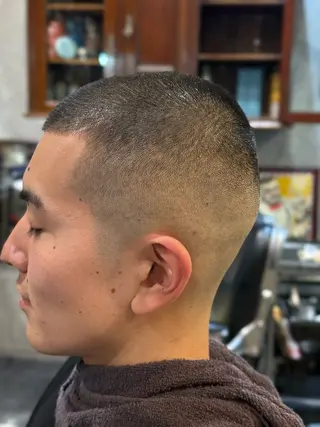 ショート 中居 優弥のヘアスタイル