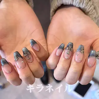 ネイル 🎀kira 長さだし💗モチ最高のネイルデザイン