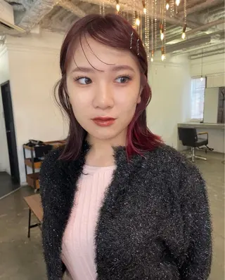 ミディアム カラー ヘアアレンジ CACHÉ ワカナ🎀のヘアスタイル