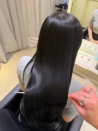 セミロング 🟠髪質改善縮毛矯正 YUTO🟠のヘアスタイル
