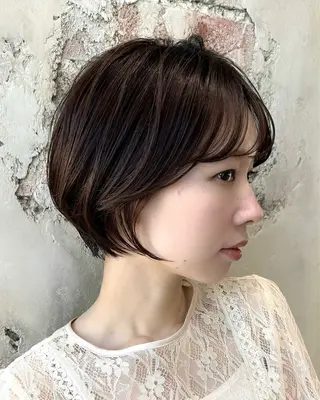 ショート カラー 💍新宿ショート 💍岩田莉奈のヘアスタイル
