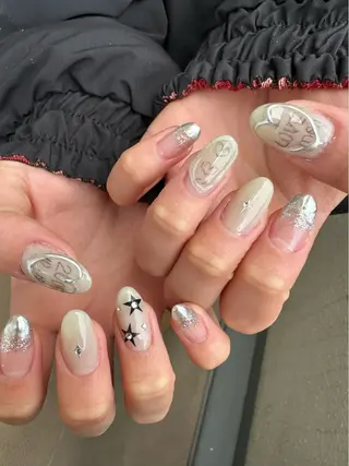 ネイル 新山 聖のネイルデザイン