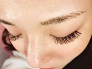 マツエク・マツパ Beauty Salon　LUANA所属・ビューティーサロン LUANAのマツエク・マツパデザイン