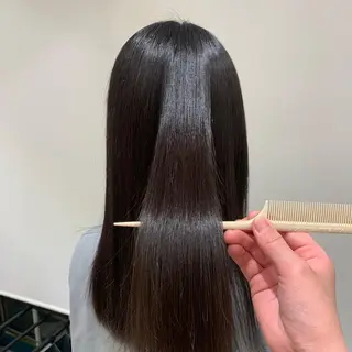 ロング パーマ 美髪艶カラー💎✨ モエのヘアスタイル