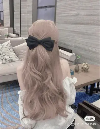 ロング カラー ヘアアレンジ 💓ブリーチ特化 透明感💓あい💓のヘアスタイル