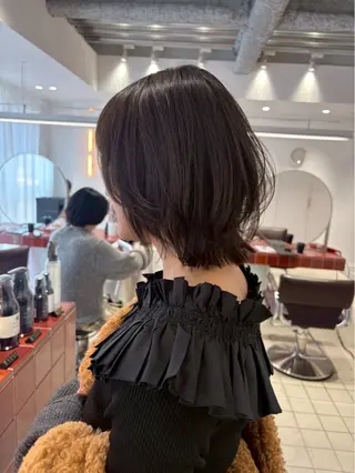 ミディアム れんか/ボブ/レイヤ ー/ベージュ/艶髪のヘアスタイル