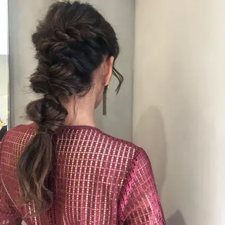 ロング ヘアアレンジ カジュアルを女っぽく 𝗮𝘆𝗮𝗰𝗼のヘアスタイル