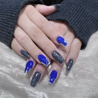 ネイル Queens 榊 まおのネイルデザイン