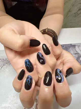 ネイル ガレンドウ 白澤 愛子のネイルデザイン