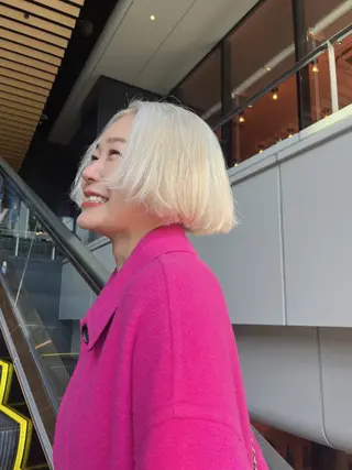 ショート カラー 岩切 晴香のヘアスタイル