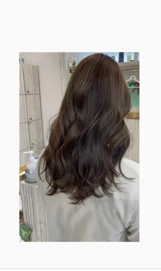 ロング カラー デザインカラー⭐️ Yamauchiのヘアスタイル