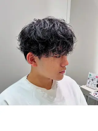 パーマ メンズ 🟦横浜駅メンズパー マ｜小上馬淳司🟦のヘアスタイル