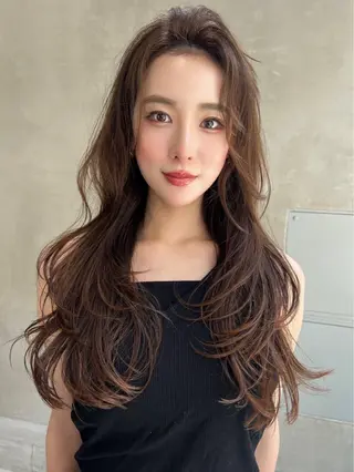 ミディアム 美髪矯正 透明感 カラー⭐️ユウキのヘアスタイル
