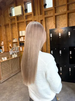 カラー まろみ暖色×ボブ ×chia🕯のヘアスタイル