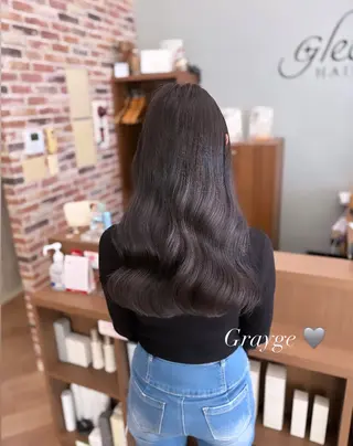 ロング カラー シミズ カエデ🍁のヘアスタイル