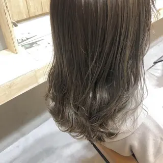 セミロング カラー Hatanaka Airiのヘアスタイル