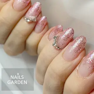 ネイル ネイルズ ガーデン🌿のネイルデザイン