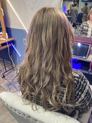 ロング カラー 松澤 勇輝のヘアスタイル
