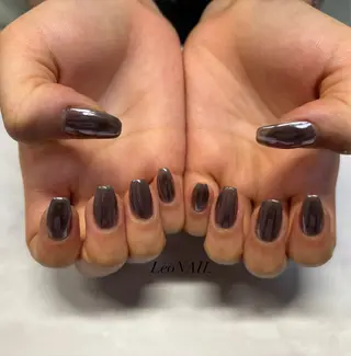 セミロング Leo NAILのネイルデザイン