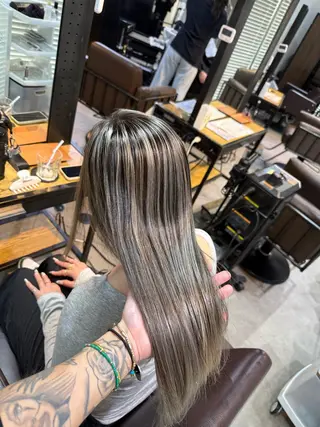 ロング 山影✨バレイヤージュ ハイライト✨メンズ◎のヘアスタイル