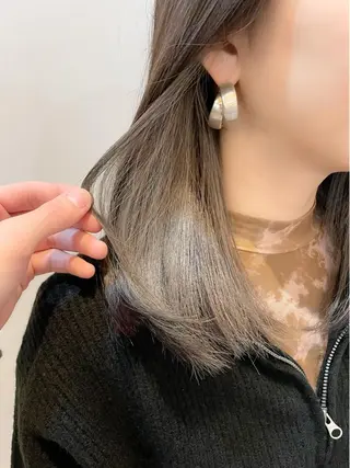 ミディアム カラー 顔周りカット 【オノザワリョウ】のヘアスタイル