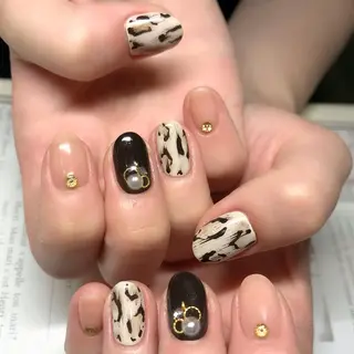 ネイル elu :nail&eyeのネイルデザイン