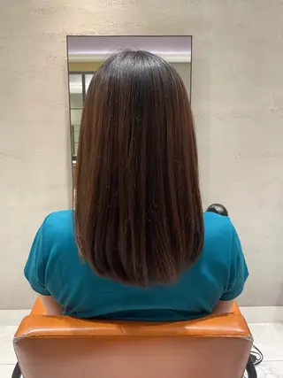 ロング 頭から整える美容師 松田のヘアスタイル