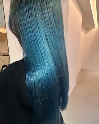 ロング AYAKA 下北沢suuのヘアスタイル