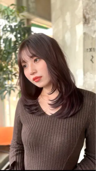 セミロング レイヤー特化/小顔顔 周り/セノ/表参道のヘアスタイル