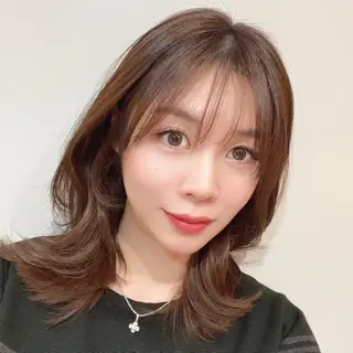 ミディアム パーソナルカラー lapiax阿部のヘアスタイル